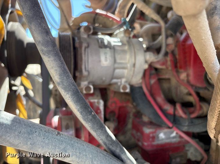 image for item DX8071 2008 International 7600 tank truck