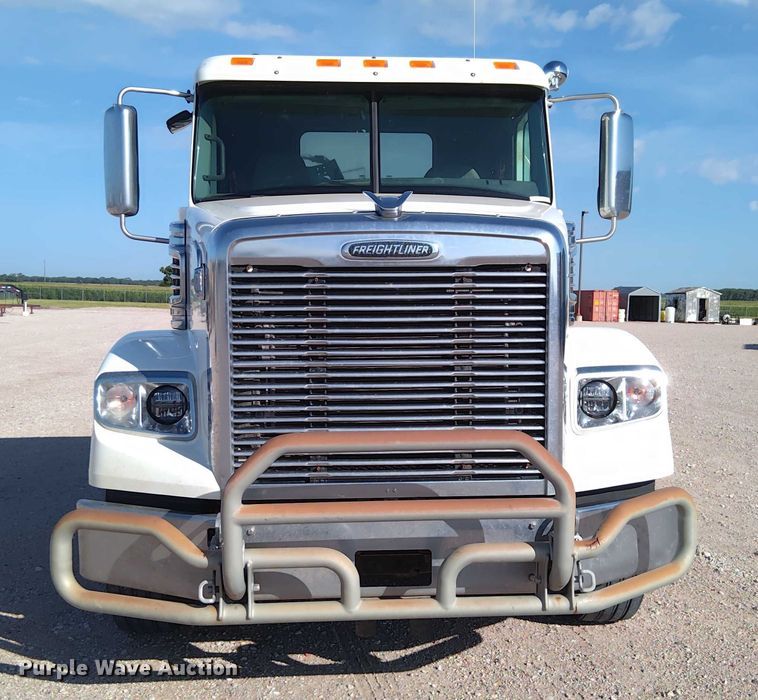 CAMIóN 2015 FREIGHTLINER