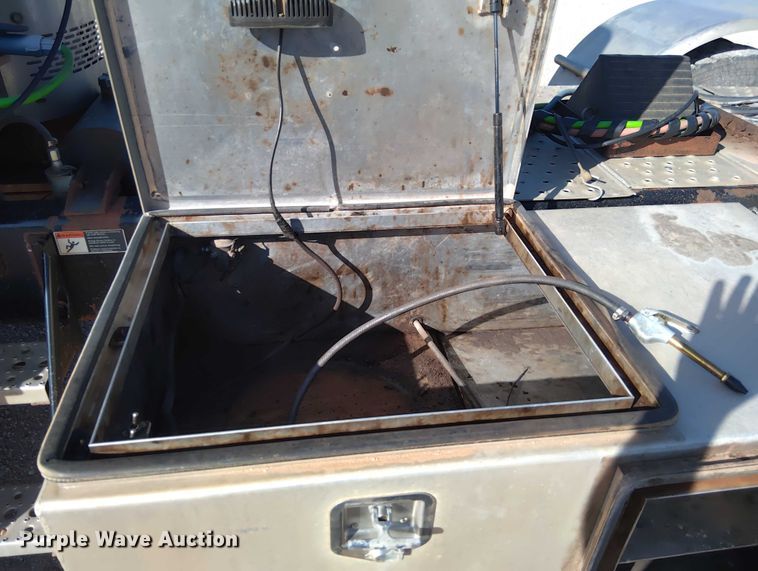 image for item DY0447 2015 Freightliner Coronado SD122 semi truck