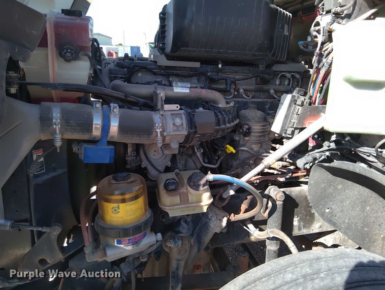 image for item DY0447 2015 Freightliner Coronado SD122 semi truck