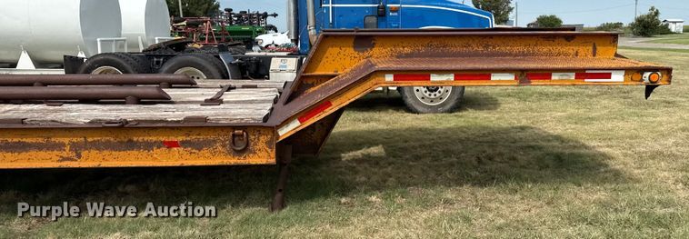 image for item DZ8822 1981 Holden Frame Co. HLB37235 drop deck equipment trailer