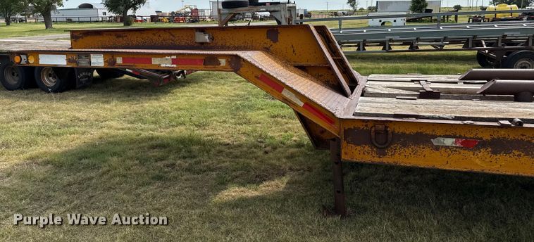 image for item DZ8822 1981 Holden Frame Co. HLB37235 drop deck equipment trailer