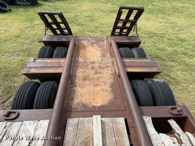 image for item DZ8822 1981 Holden Frame Co. HLB37235 drop deck equipment trailer