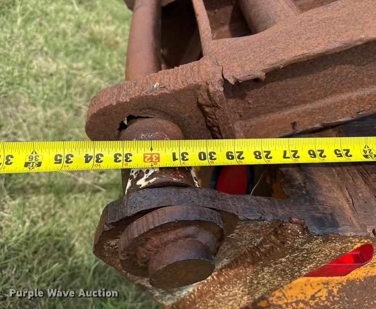 image for item DZ8822 1981 Holden Frame Co. HLB37235 drop deck equipment trailer