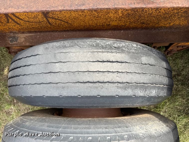 image for item DZ8822 1981 Holden Frame Co. HLB37235 drop deck equipment trailer