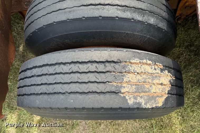 image for item DZ8822 1981 Holden Frame Co. HLB37235 drop deck equipment trailer