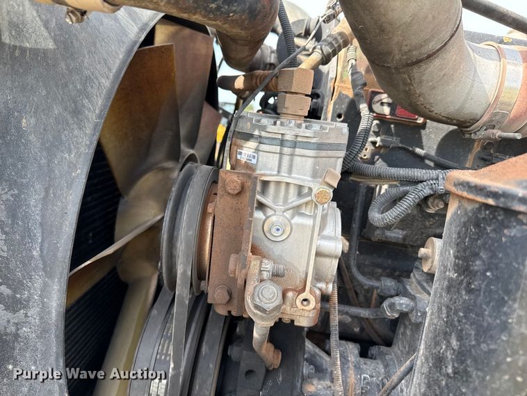 image for item DZ8824 1994 Freightliner USF-1E semi truck