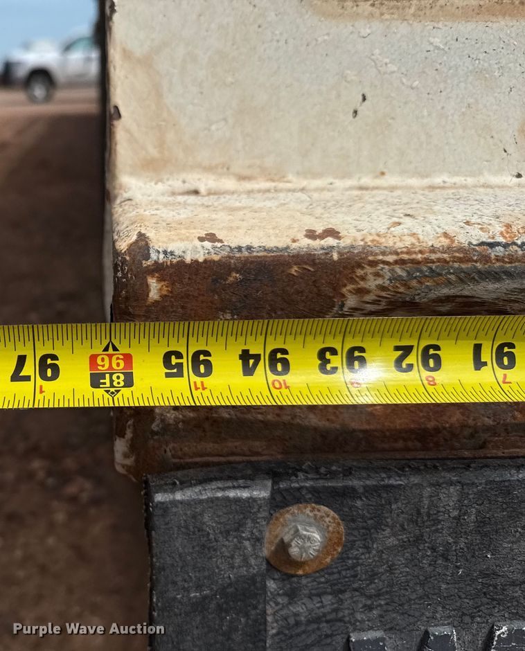 image for item DZ8829 2007 VNTP vacuum trailer