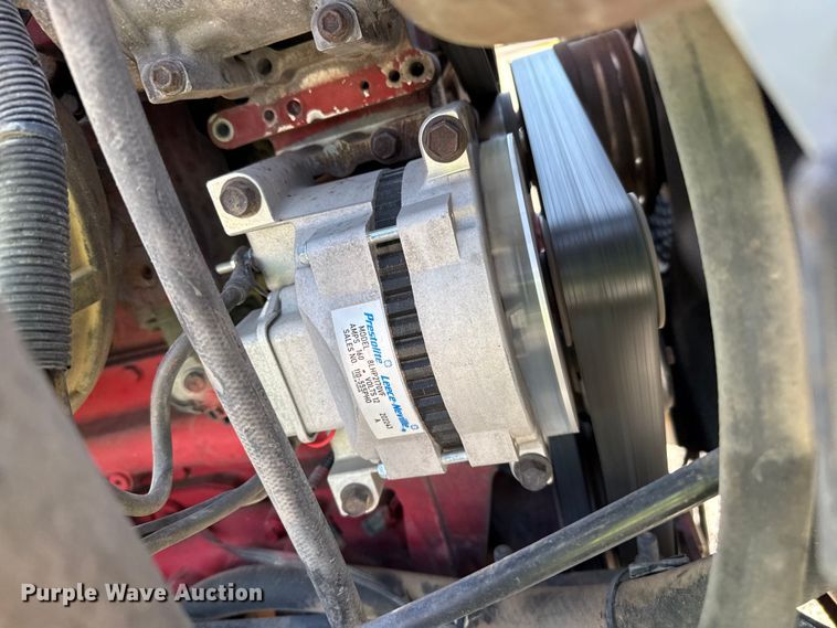 image for item DZ8848 2004 International 9400i semi truck