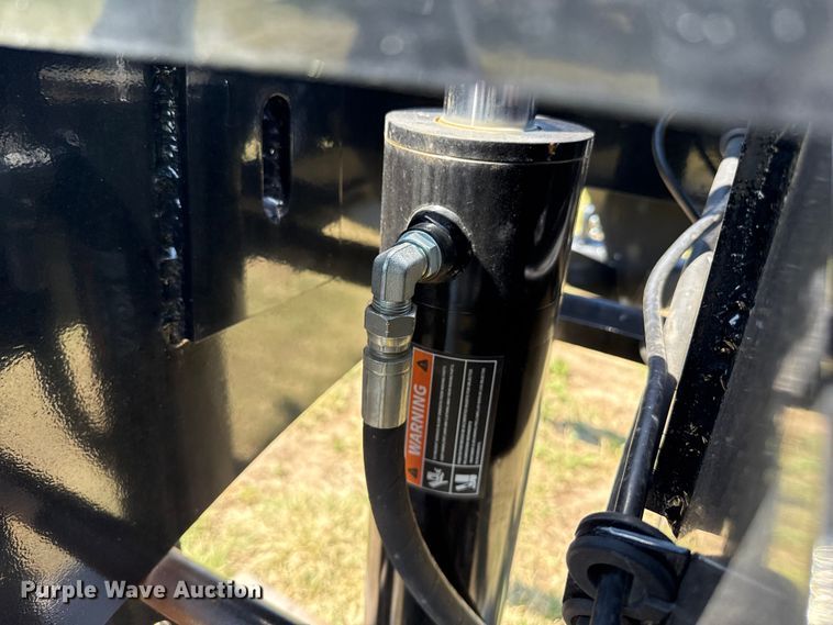 image for item DZ8866 2025 NEKS fifth wheel wrecker boom