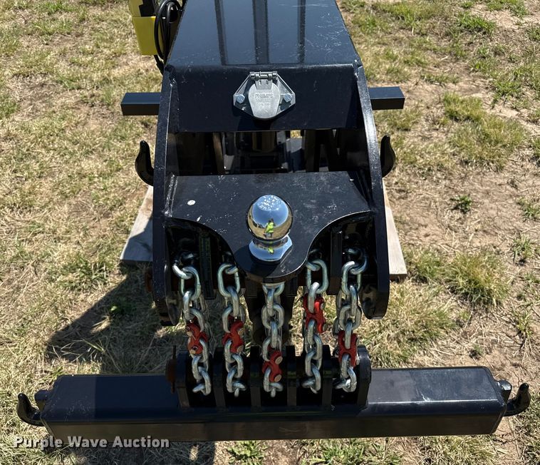 image for item DZ8866 2025 NEKS fifth wheel wrecker boom