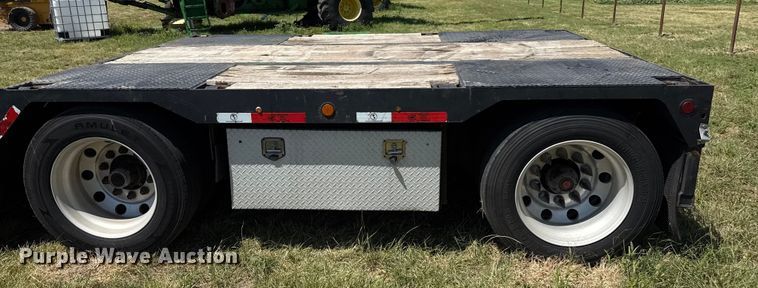 image for item DZ8871 1996 Etnyre RGM25TD-T1 lowboy equipment trailer