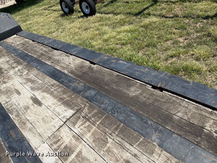 image for item DZ8871 1996 Etnyre RGM25TD-T1 lowboy equipment trailer