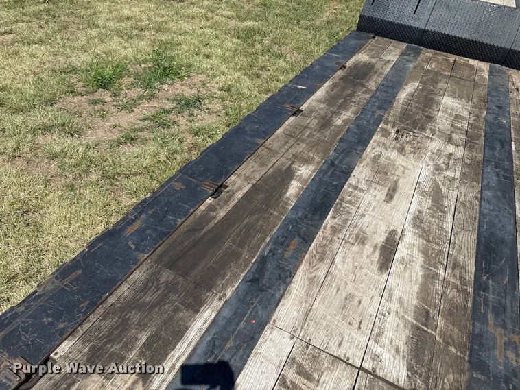 image for item DZ8871 1996 Etnyre RGM25TD-T1 lowboy equipment trailer