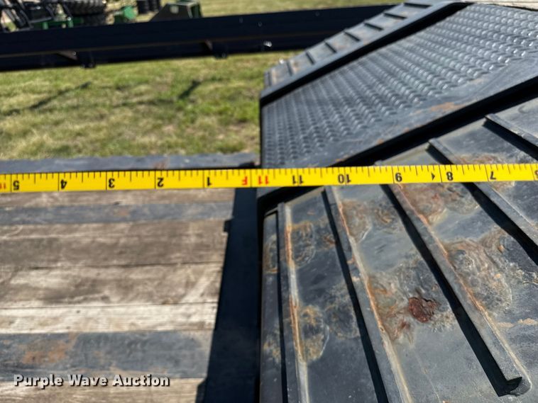 image for item DZ8871 1996 Etnyre RGM25TD-T1 lowboy equipment trailer