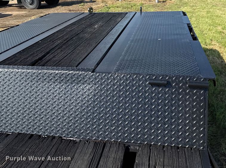 image for item DZ8877 1987 Transtech DDE462A extendable double drop deck equipment trailer