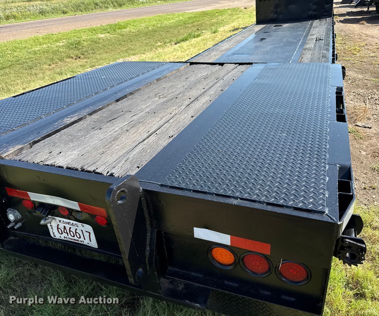 image for item DZ8877 1987 Transtech DDE462A extendable double drop deck equipment trailer