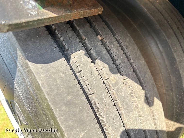 image for item DZ8877 1987 Transtech DDE462A extendable double drop deck equipment trailer