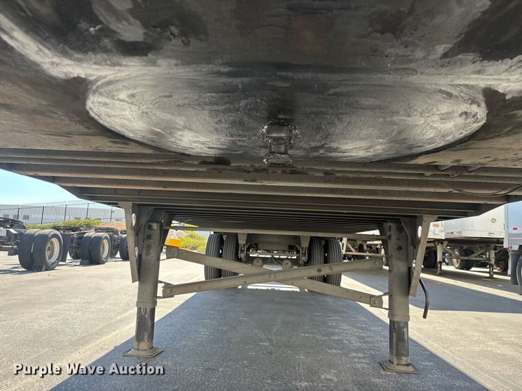 image for item EC1083 2015 Utility dry van trailer