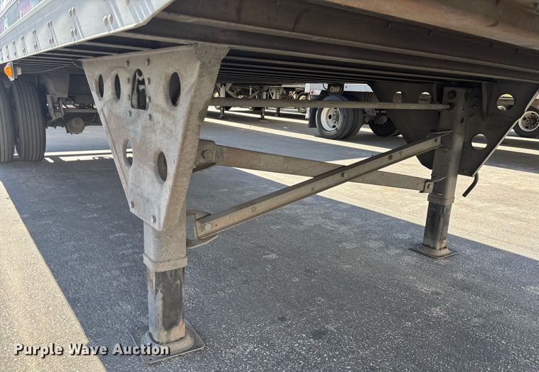 image for item EC1083 2015 Utility dry van trailer