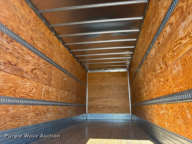 image for item EC1083 2015 Utility dry van trailer