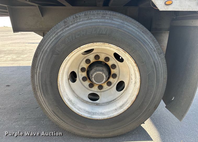 image for item EC1083 2015 Utility dry van trailer