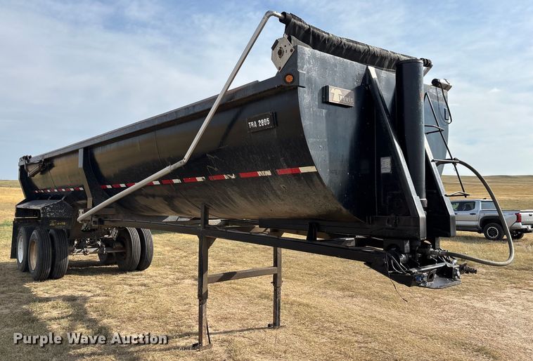 image for item EC1095 1999 TRLK end dump trailer