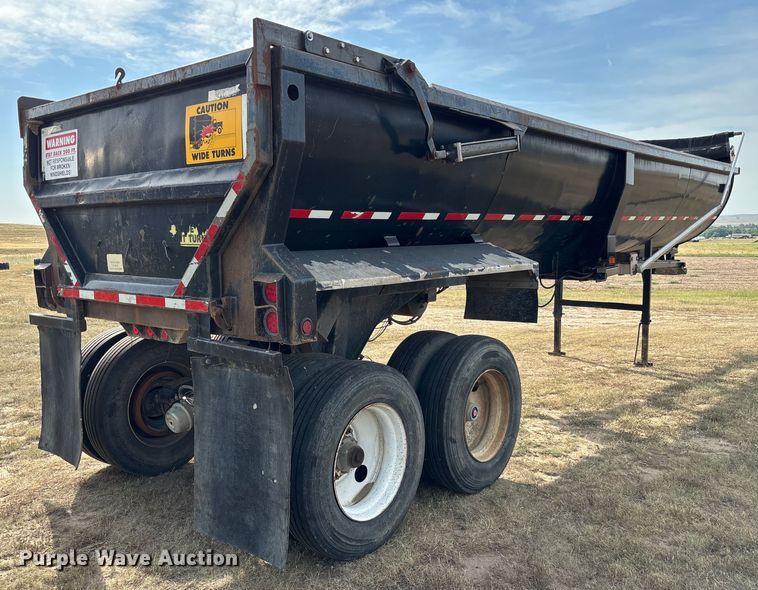 image for item EC1095 1999 TRLK end dump trailer