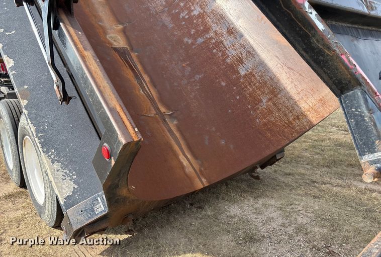 image for item EC1095 1999 TRLK end dump trailer