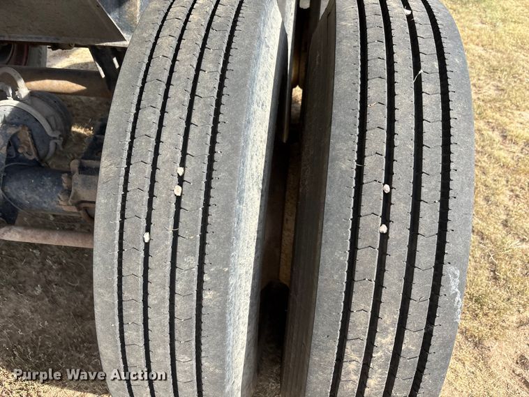 image for item EC1095 1999 TRLK end dump trailer