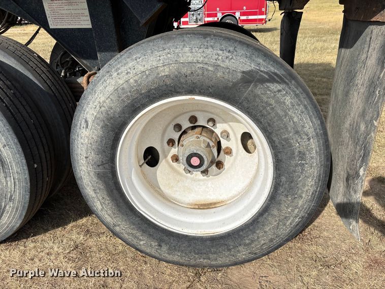 image for item EC1095 1999 TRLK end dump trailer