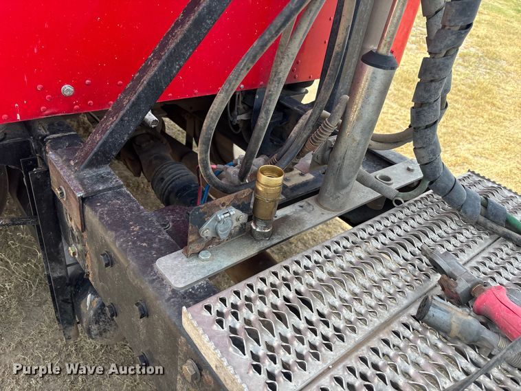 image for item EC1097 2007 Kenworth T600 semi truck