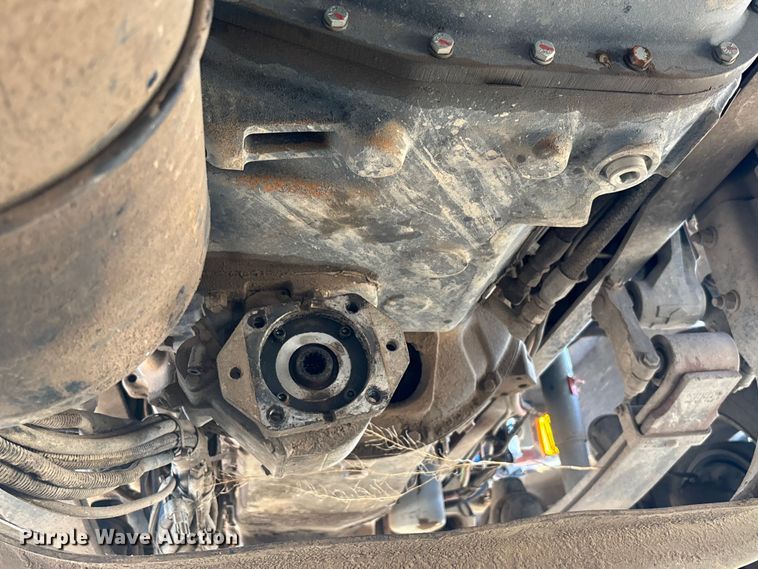 image for item EC1097 2007 Kenworth T600 semi truck