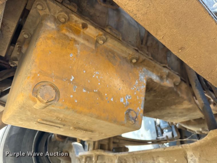 image for item EC1097 2007 Kenworth T600 semi truck