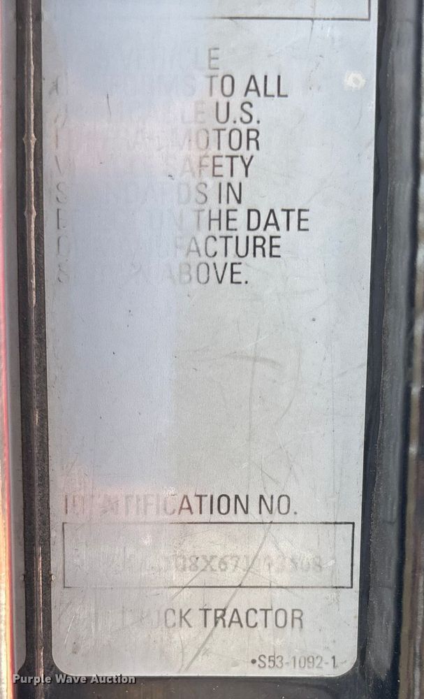 image for item EC1097 2007 Kenworth T600 semi truck