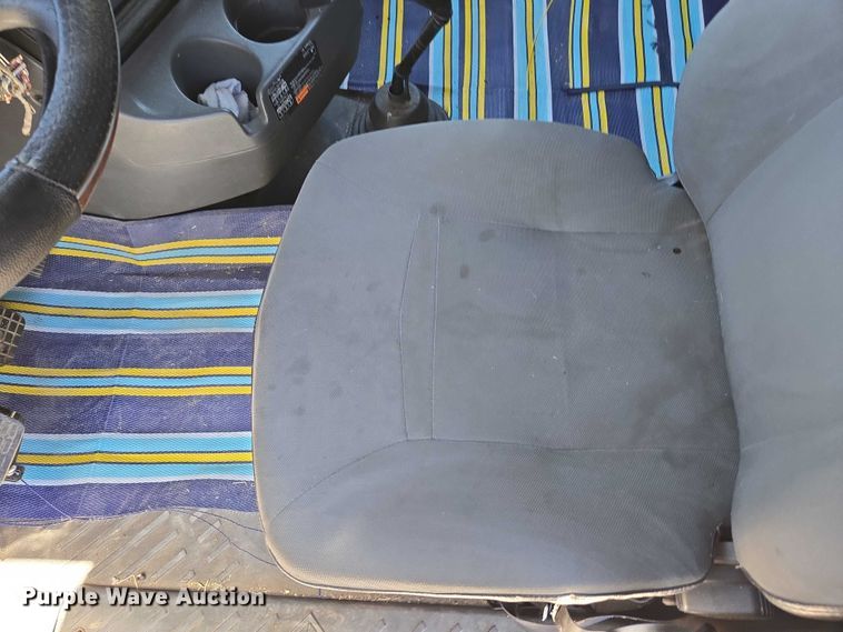 image for item EC1102 2013 International LF687 semi truck