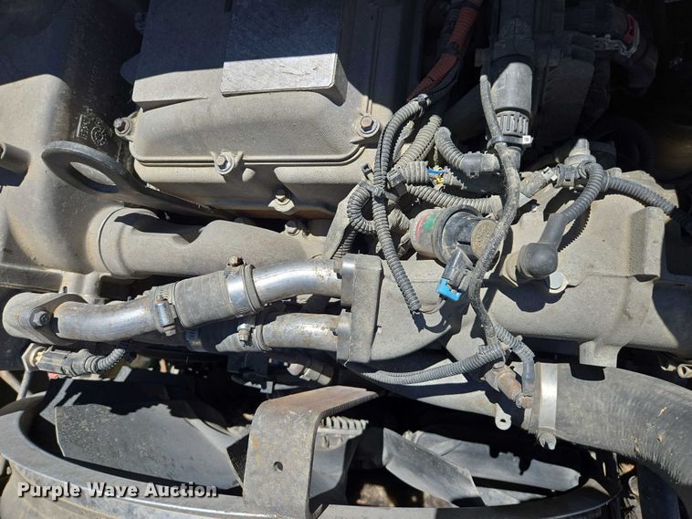 image for item EC1102 2013 International LF687 semi truck