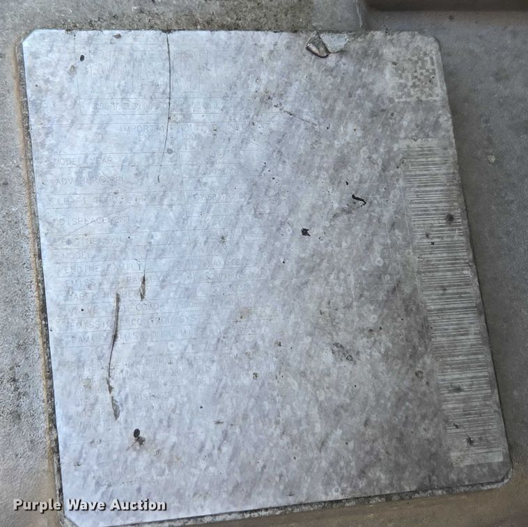 image for item EC1102 2013 International LF687 semi truck