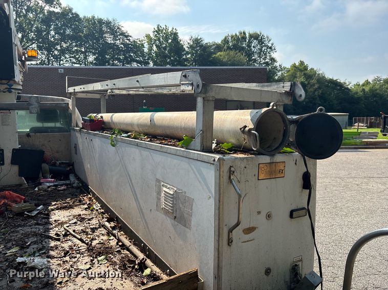 image for item EC3725 2015 Ford F450 Super Duty bucket truck