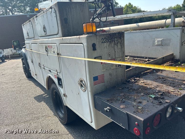image for item EC3725 2015 Ford F450 Super Duty bucket truck
