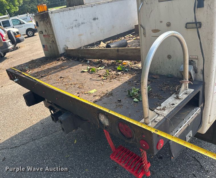 image for item EC3725 2015 Ford F450 Super Duty bucket truck