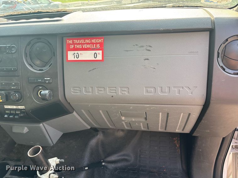 image for item EC3725 2015 Ford F450 Super Duty bucket truck