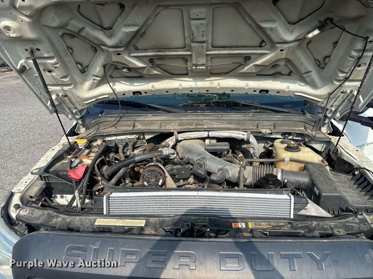 image for item EC3725 2015 Ford F450 Super Duty bucket truck