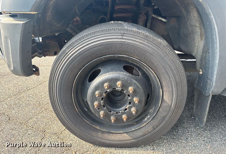 image for item EC3725 2015 Ford F450 Super Duty bucket truck