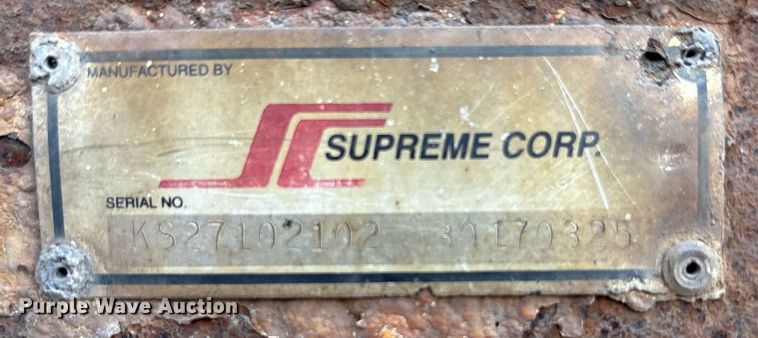 image for item EC4353 2004 GMC C8500 side curtain box truck