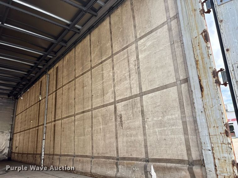 image for item EC4353 2004 GMC C8500 side curtain box truck