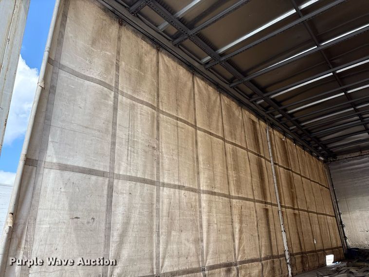 image for item EC4353 2004 GMC C8500 side curtain box truck