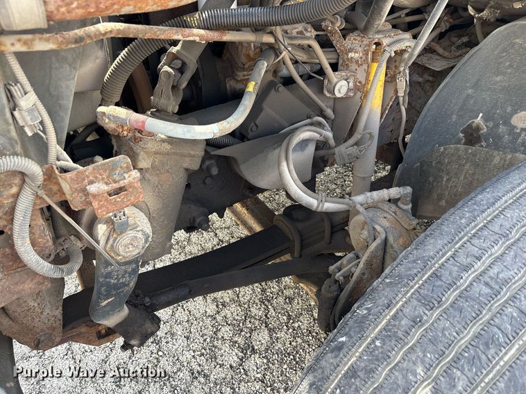 image for item EC4353 2004 GMC C8500 side curtain box truck