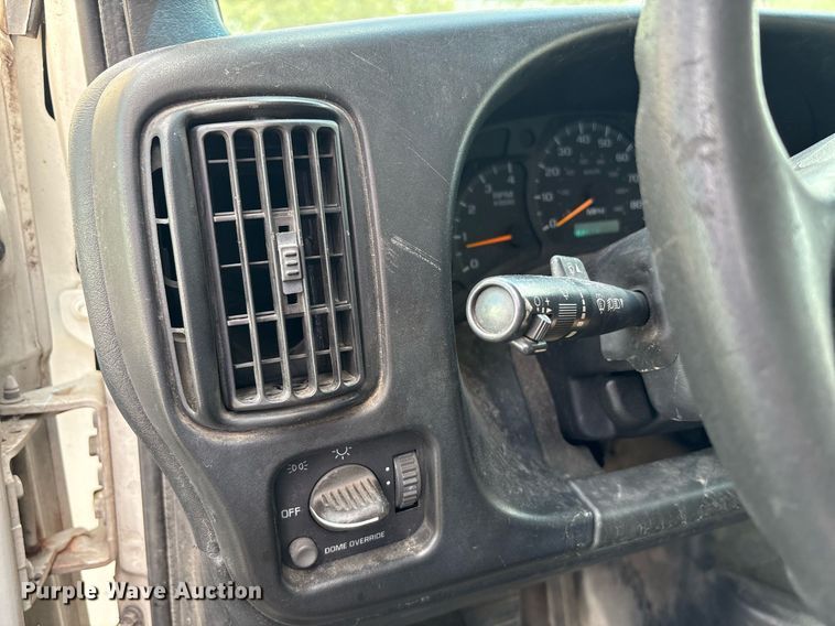 image for item EC4353 2004 GMC C8500 side curtain box truck