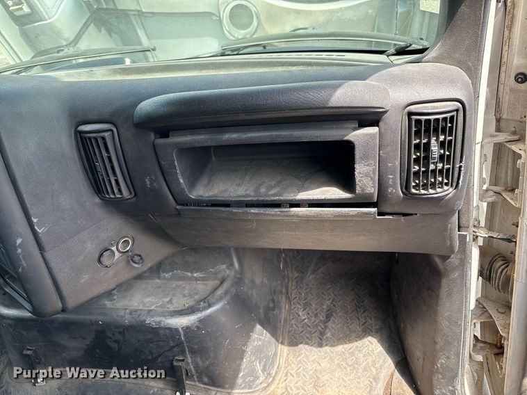 image for item EC4353 2004 GMC C8500 side curtain box truck